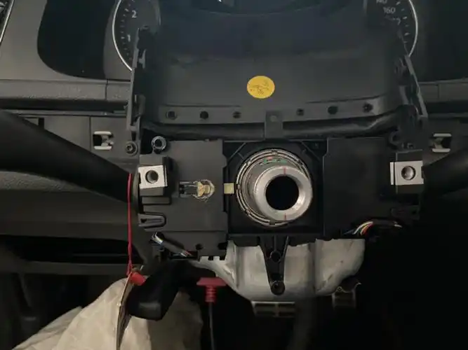 朗逸组合开关怎么拆