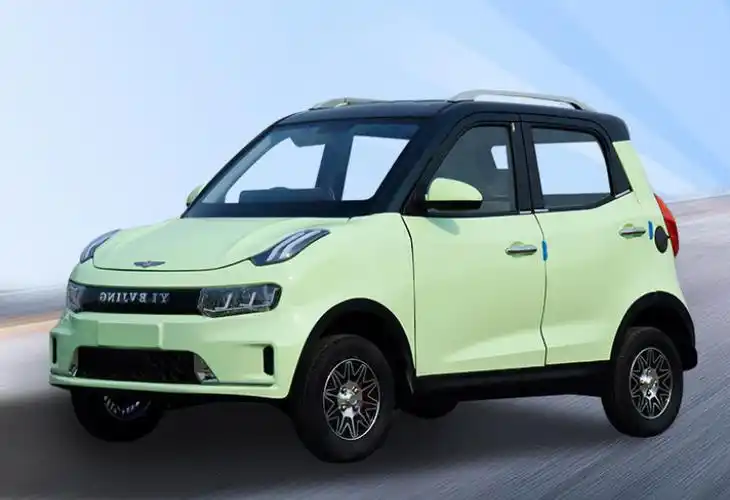 是一款具有较高颜值的低速四轮电动车,它的外观造型和汽车几乎一致