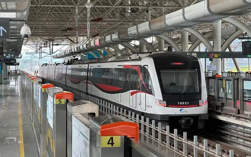 成都地铁18号线行车视频