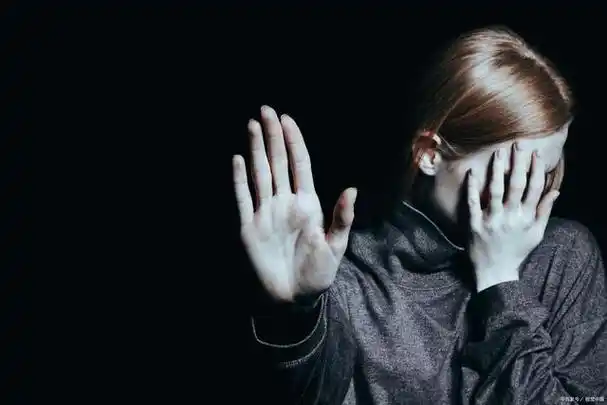 每一千个人中就有6个被确诊过精神分裂症,他们是一个庞大而沉默的群体