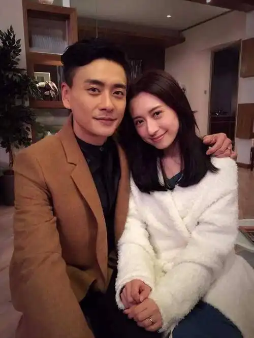 龚嘉欣近年逐渐在剧集中担任女主角,演技的确十分出彩,从《幕后玩家》