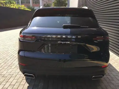 全新保时捷卡宴cayenne到店实拍报价一览