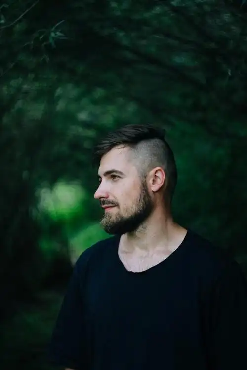 黑色,络腮,胡大叔,大叔,帅哥,图片,标签:络腮胡子大叔帅哥特别声明:本