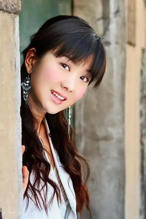 资料图片高斯写真4