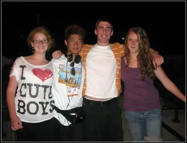 实拍:美国人迷醉中国"蒙古风"