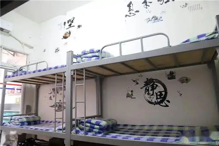 全力保障学生校园生活达州铭仁园中学强化学生公寓管理