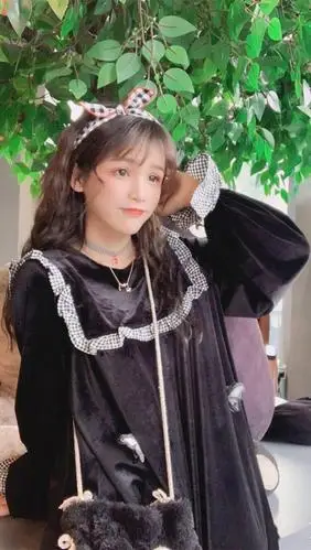 手机壁纸网红萌小叶