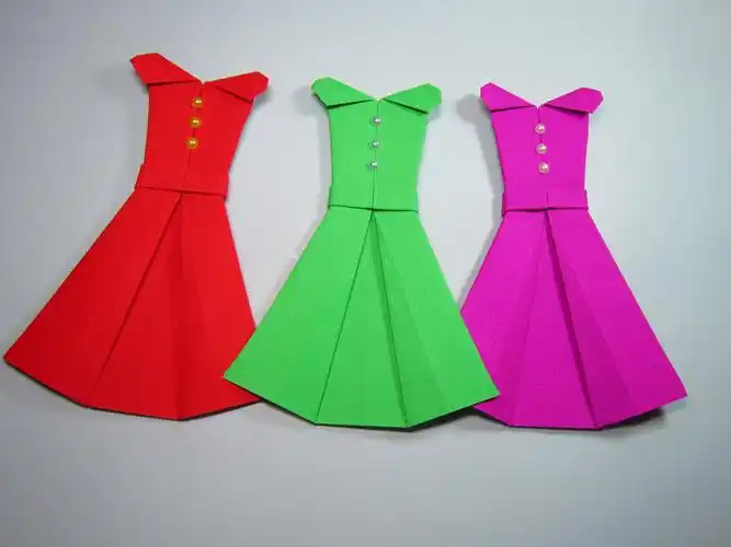 折纸大全简单又漂亮连衣裙,一张纸几个步骤学会裙子的折法