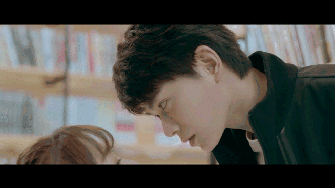 电视剧月光变奏曲超话93#月光变奏曲吻技内卷#初礼昼川吻戏太太太甜