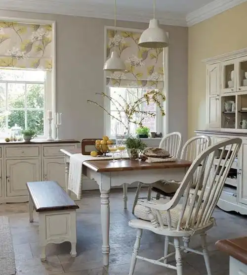 英伦风格高档别墅餐厅英伦风格餐台装修效果图