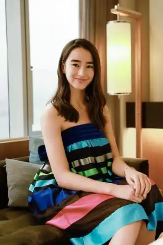 泽东15岁新人李宛妲vanda首亮相 《叶问4》献银幕处女作