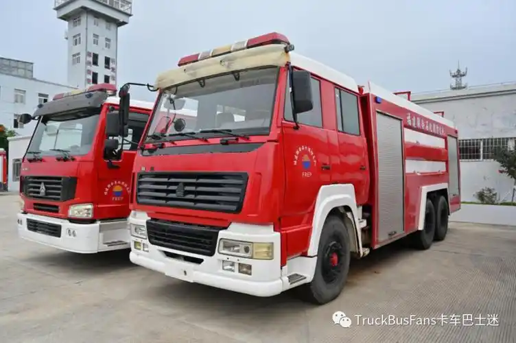 斯太尔消防车(国产经典消防车鉴赏丨汉江牌水罐泡沫消防车)