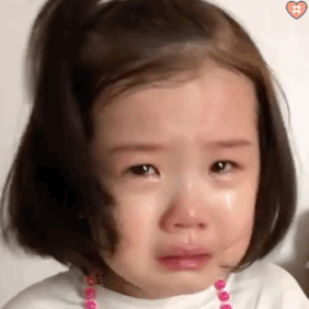 金雪哭哭表情包动图2 女鹅哭的好委屈好伤心