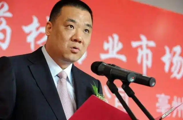 "药王"马兴田:3年造假900亿,身家暴跌307亿,沦为阶下囚