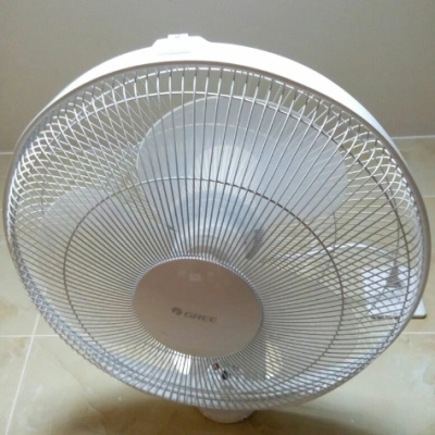 格力壁扇工程扇fb-4001b-wg家用静音遥控壁挂扇 宿舍16寸墙壁电风扇