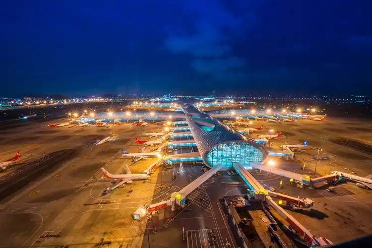 深圳宝安国际机场航站楼.