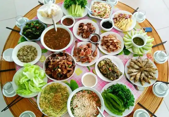 美食团购 云贵菜 勐腊县 岩旺傣味农家乐餐厅  商家介绍      美味的