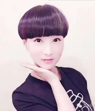 时尚女生短发盖头 2021最新短发盖盖头和颜色一样重要哦_发型造型