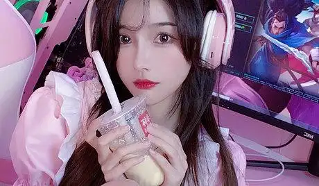 小小奶瓶儿【204】二次元直播_小小奶瓶儿【204】视频直播 - 虎牙直播
