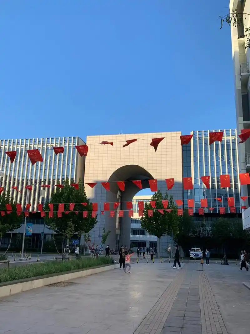 78 95哈喽小伙伴们,今天给大家分享一下天津天狮学院的学费标准哦