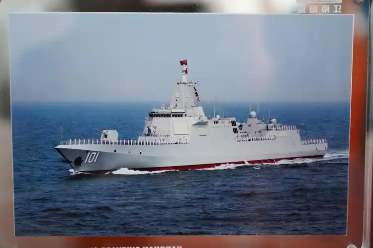 百年初心奋斗者从18岁干到71岁他见证了中国战舰起航