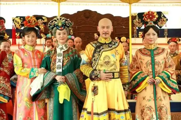 乾隆在马上要了小燕子通房-乾隆与小燕子马上欢乐叫什么