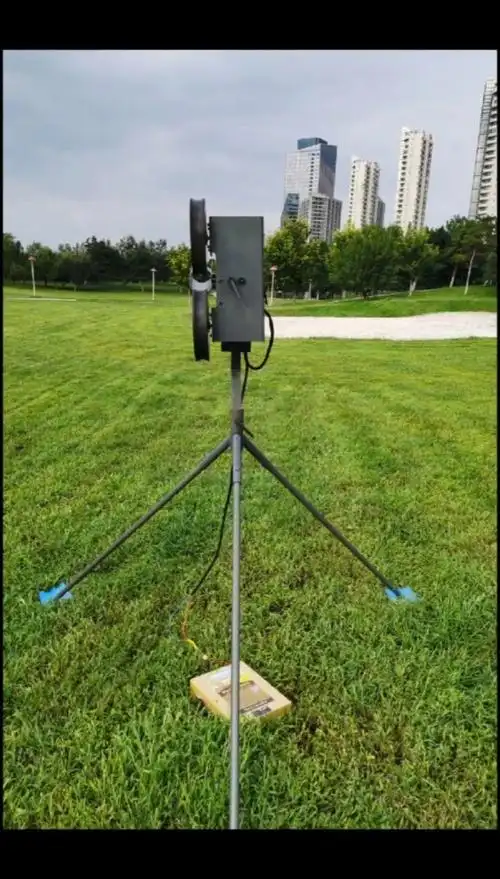 自主研制全新一代3.0版棒球发球机,欢迎预订!