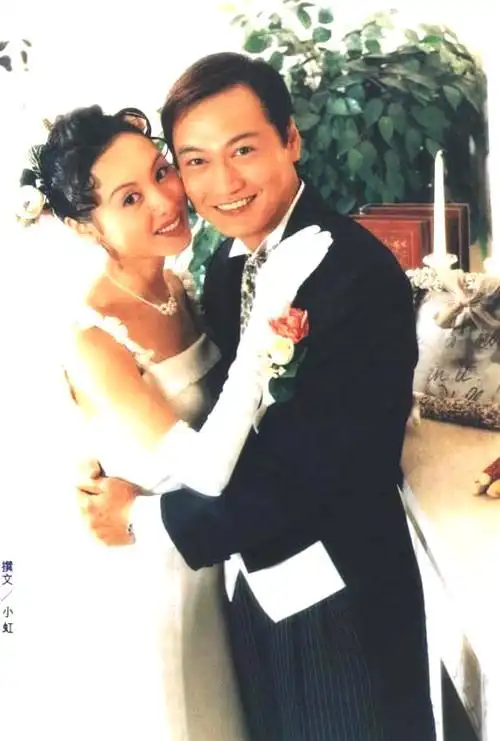 郭可盈全家福近照曝光,依旧年轻,与林文龙甜蜜相伴21年