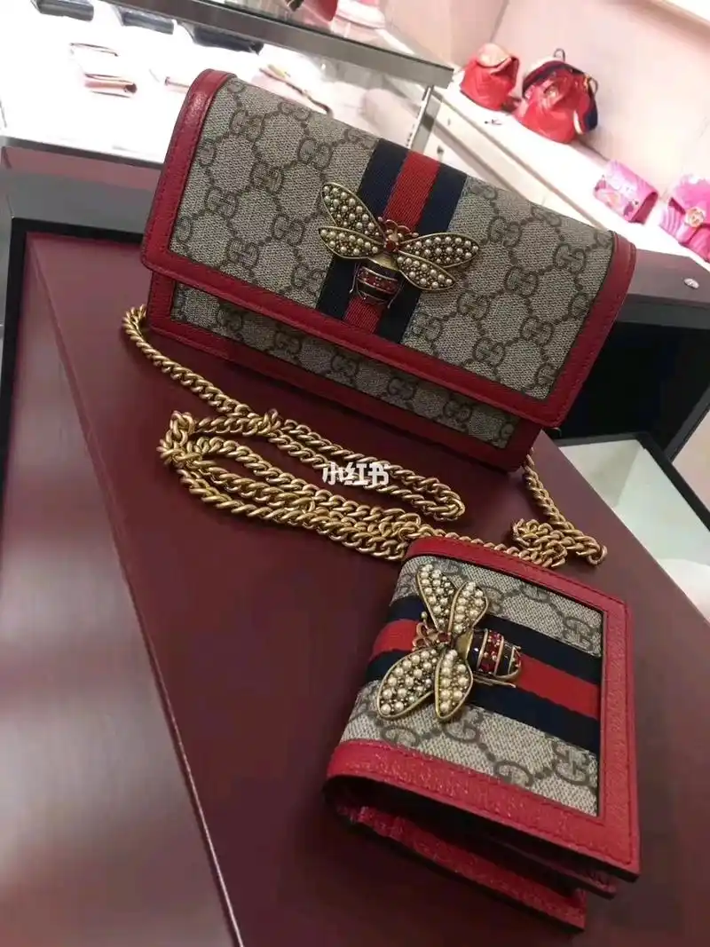 gucci 古驰 蜜蜂系列 美丽的2只 链条包_男士穿搭_男包