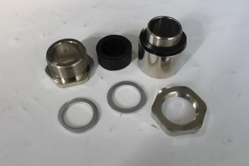 填料函的主要作用是使线路通畅,使电缆保持密封,并保