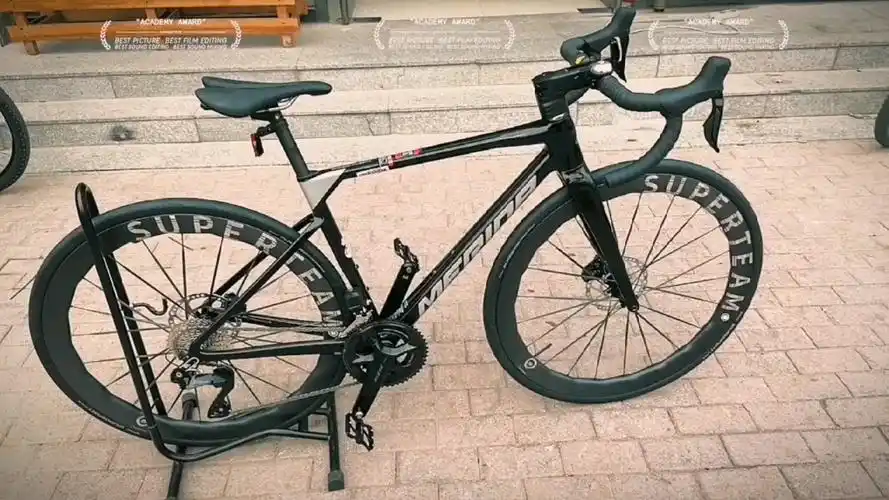 美利达斯特拉6000,升级碳刀,一起骑行,感受一下风的速度.