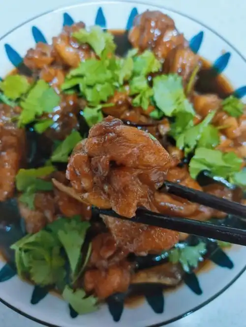 赶紧动手试试吧……#家常菜  #我家的家常菜  #笔记灵感  #可乐鸡腿