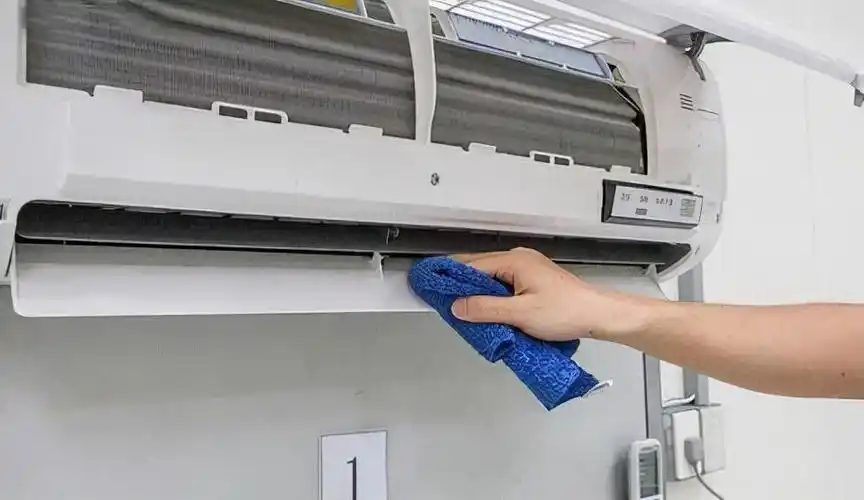 海尔空调过滤网怎么拆下来(海尔空调清洗过滤网的步骤)_电脑装配网