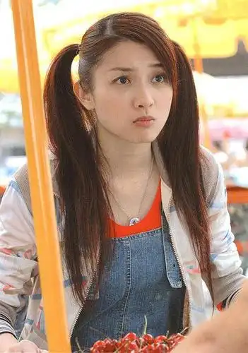 整理了一些许玮伦的照片,十年了你还好吗?