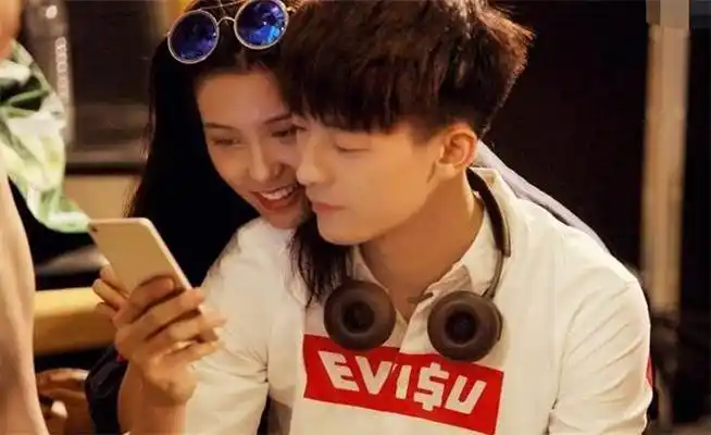 赵志伟女朋友是谁,暖男秒变渣男,被爆脚踏两条船