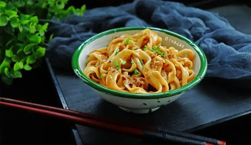 有了这碗芝麻酱拌面,我什么都不在乎了_面团_过凉_调整