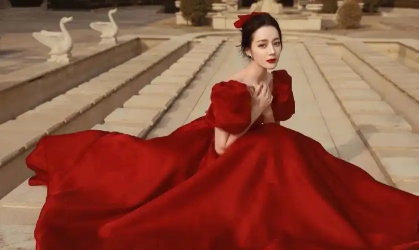 迪丽热巴同款礼服营口婚纱