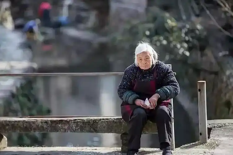 孩子当我老了可不可以等等我