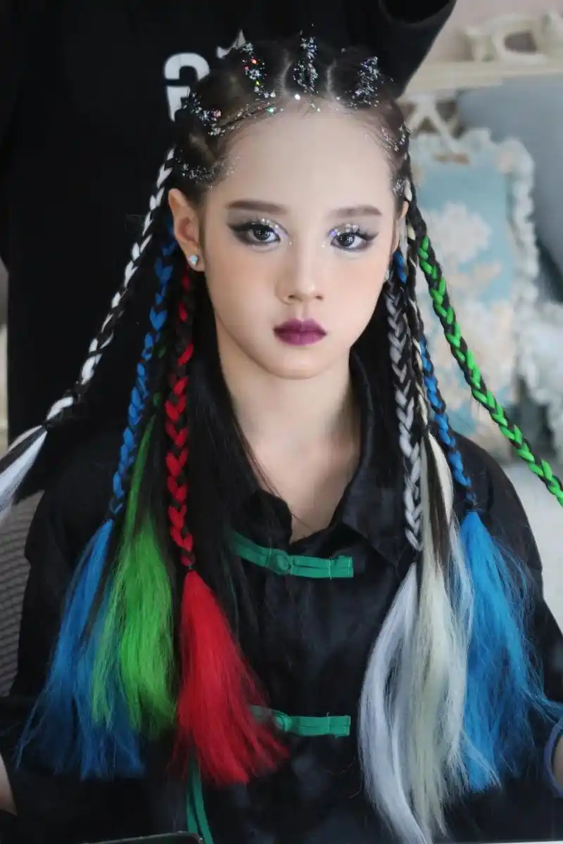 小朋友街舞舞台妆 又酷又飒的妆你爱了吗