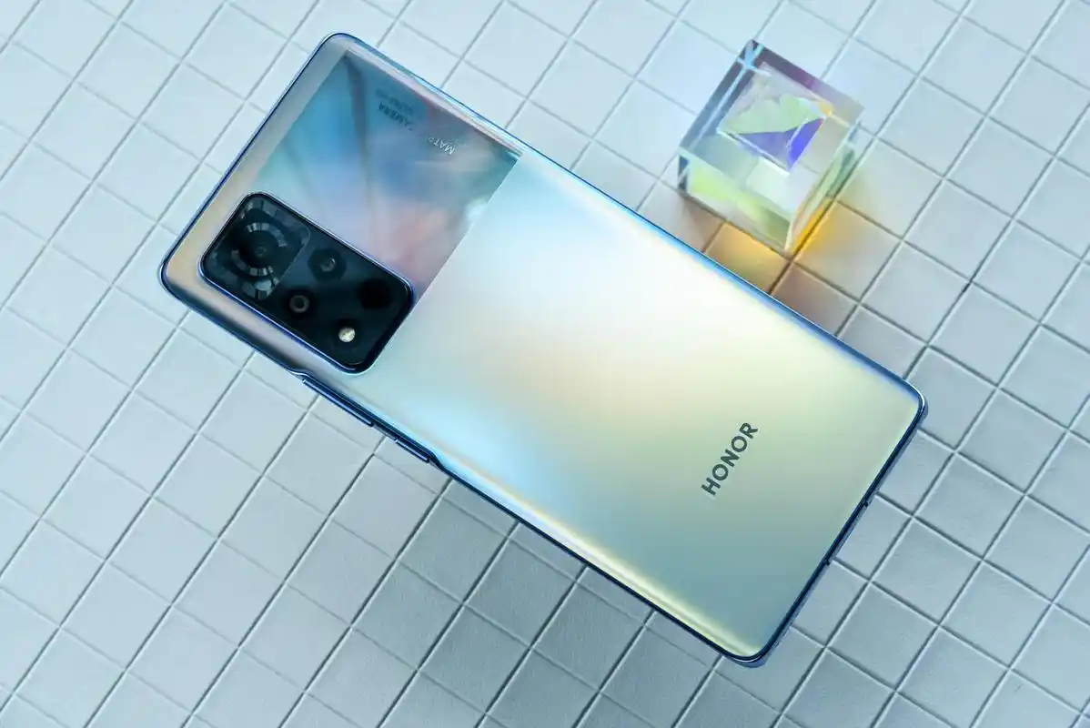 荣耀v40惊艳发布新荣耀承上启下的转型之作能否让人满意