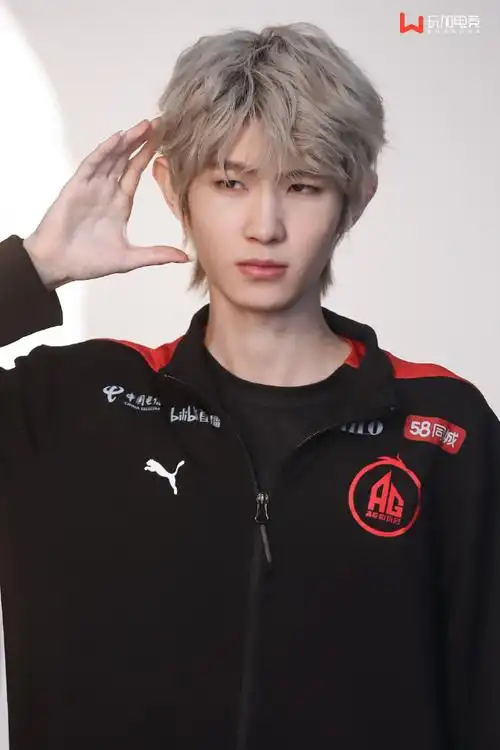 【刀口返图:定妆照花絮@ag一诺ovo】掐指一算,你现在最缺一诺的花絮