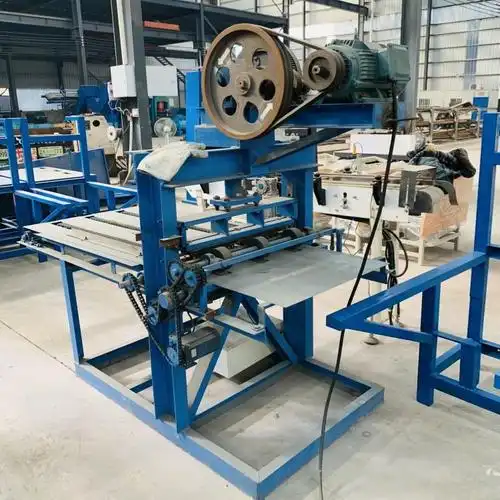 河南格冉 出售全新烧纸打孔机 烧纸冲孔机 祭祀纸品加工设备