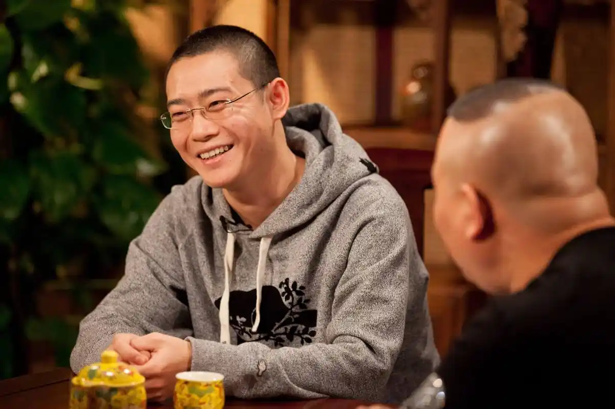 德云社剧场封箱太嚣张?高峰栾云平再开相声史上先例:观众点相声