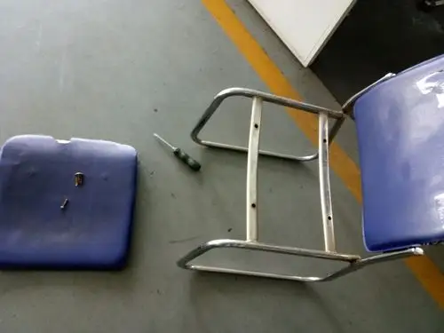 6.8维修车间椅子