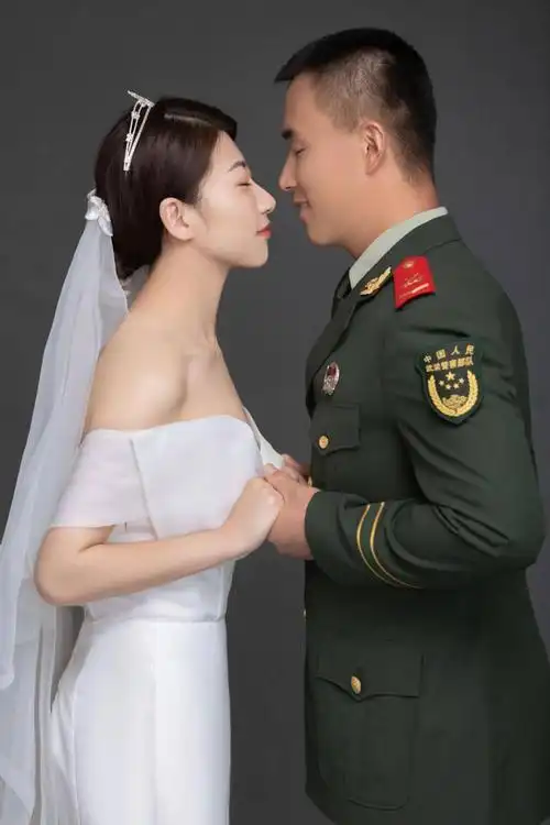 七夕到了,兵哥哥们的甜蜜"轰炸"_军人