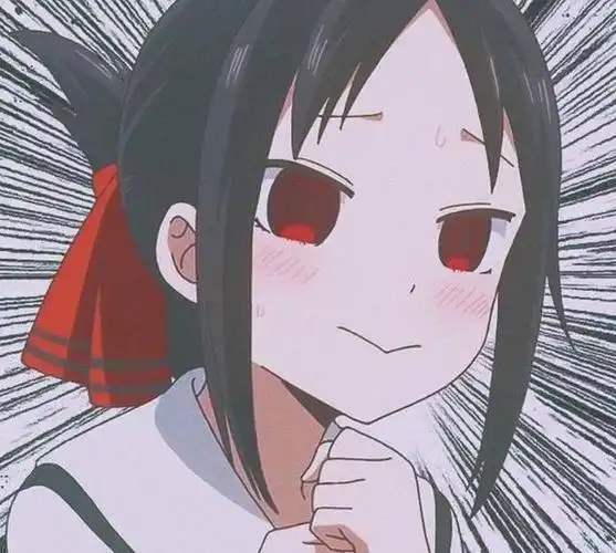 想象一下,一群学生会成员竟然为了逗弄新加入的伊井野弥子,纷纷扮丑