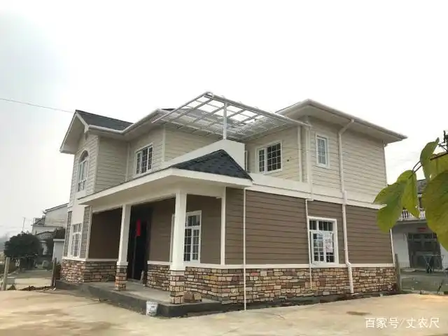 在农村盖轻钢别墅,别只图着舒适和面子,投资和防骗问题才是重点