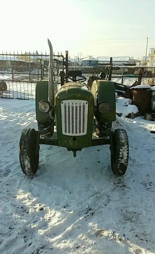 国内牛人修复老丰收35拖拉机,一堆废铁修完堪比新车