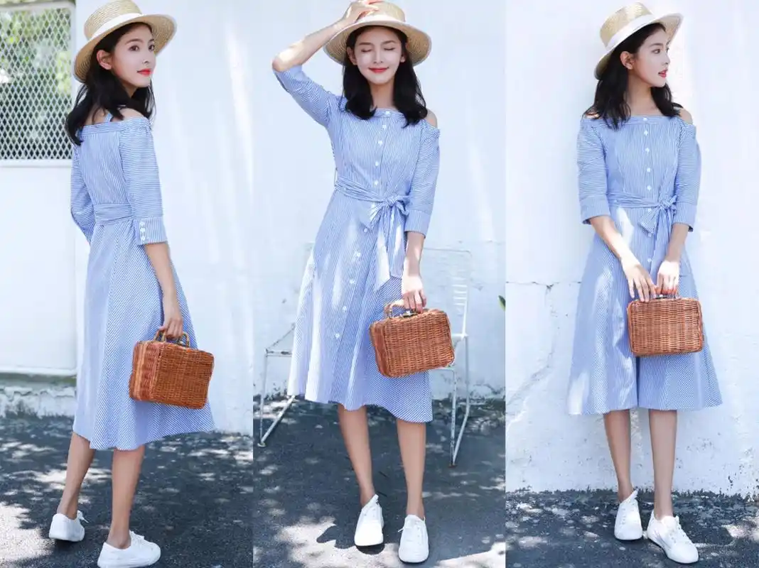 夏天,最流行的蓝色条纹裙,配上这4双"鞋子"让你越来越时髦