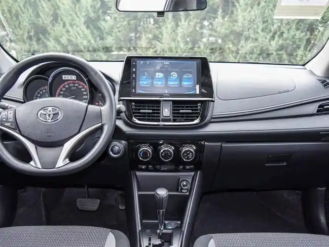 一汽丰田 威驰fs 2022款 1.5l 20周年纪念版